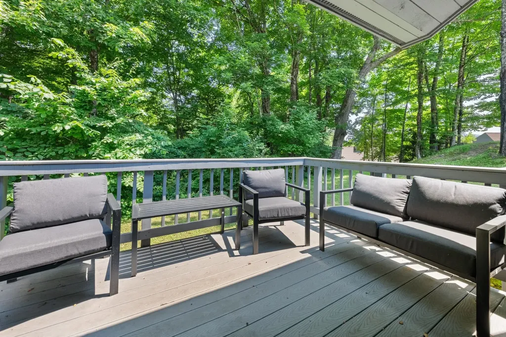 28 Tripplewood Road Campton NH 03223