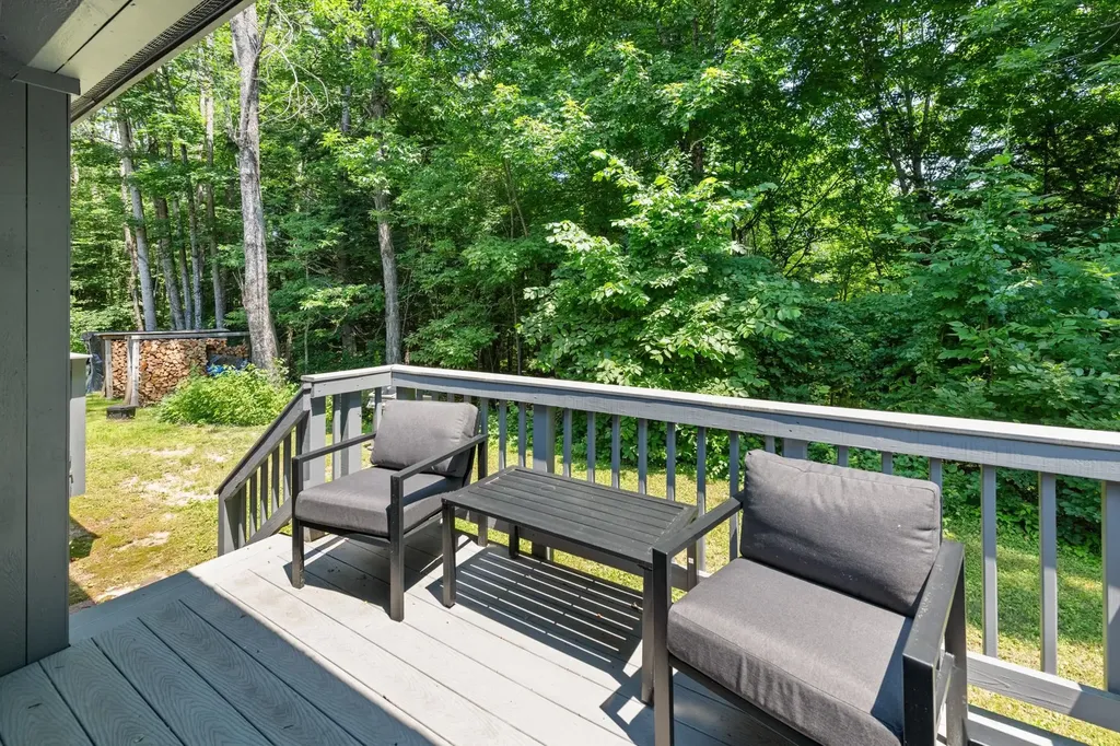 28 Tripplewood Road Campton NH 03223