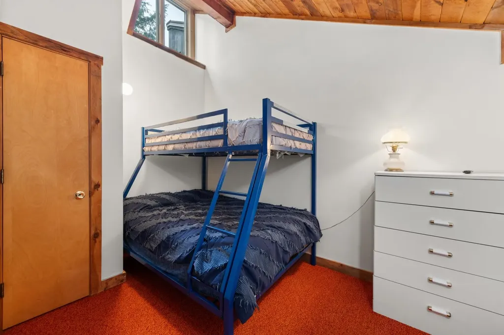 28 Tripplewood Road Campton NH 03223