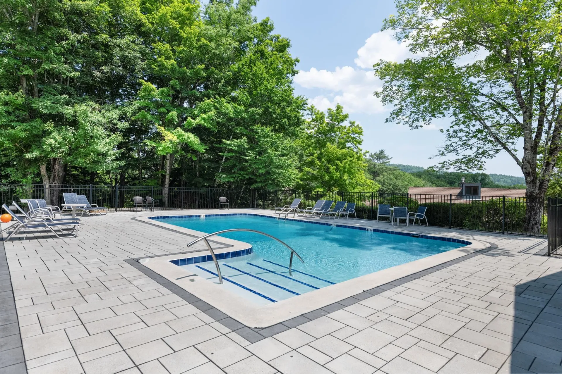 28 Tripplewood Road Campton NH 03223