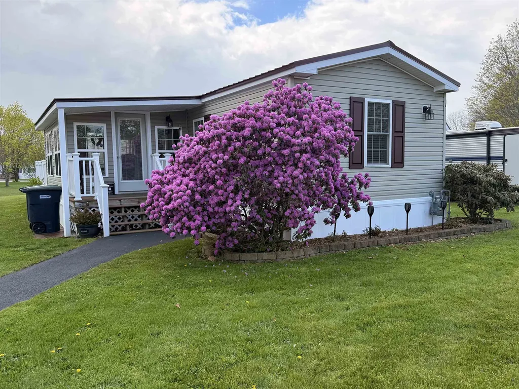37 James Circle St. Albans Town VT 05478