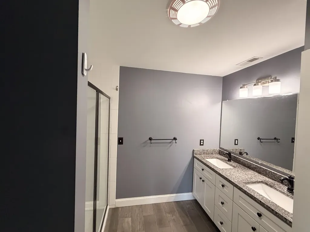 15 Chandler Way Dover NH 03820