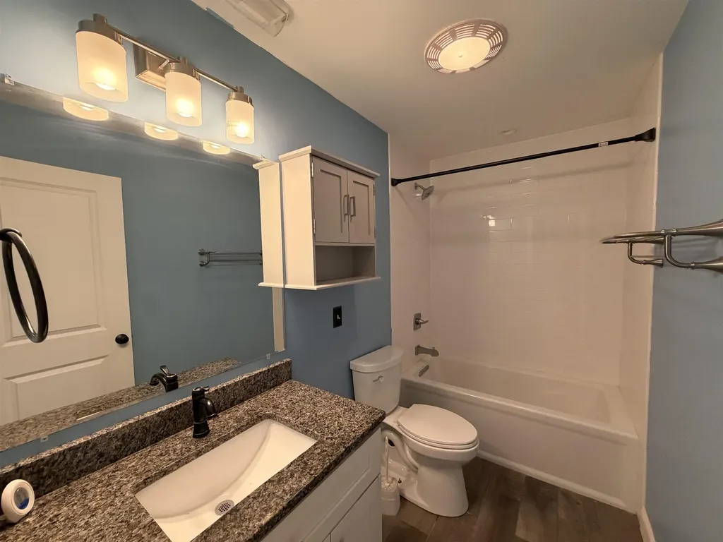 15 Chandler Way Dover NH 03820