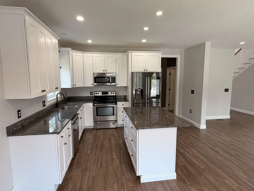 15 Chandler Way Dover NH 03820