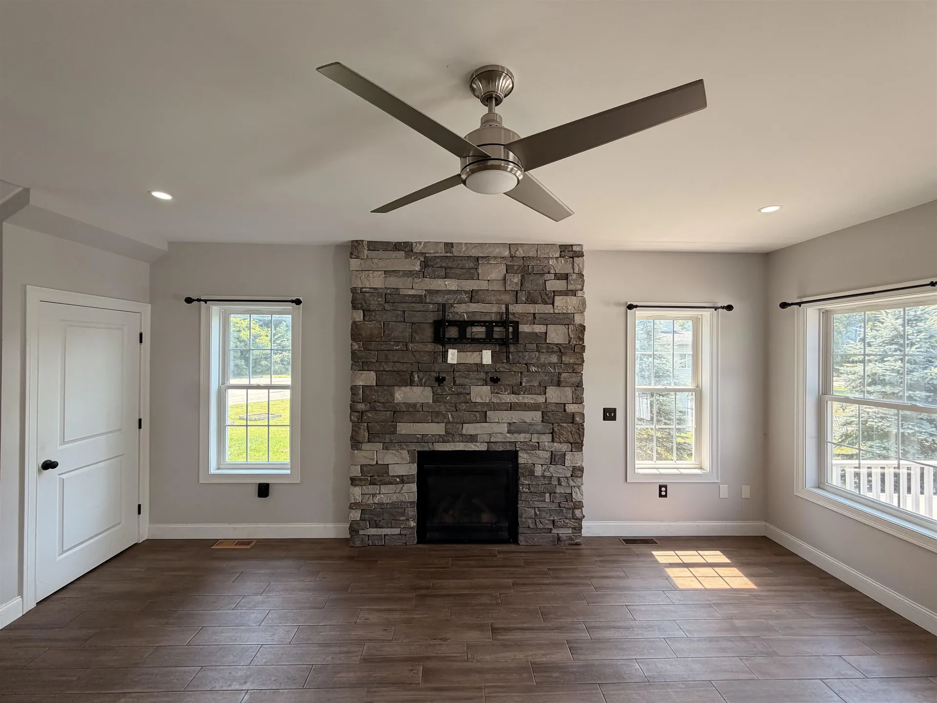 15 Chandler Way Dover NH 03820