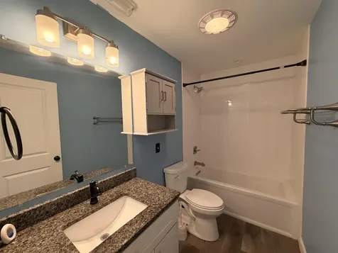15 Chandler Way Dover NH 03820