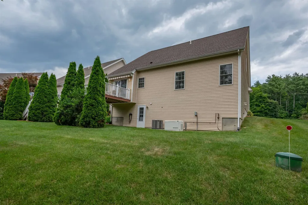 3 Sugar Hill Lane Litchfield NH 03052