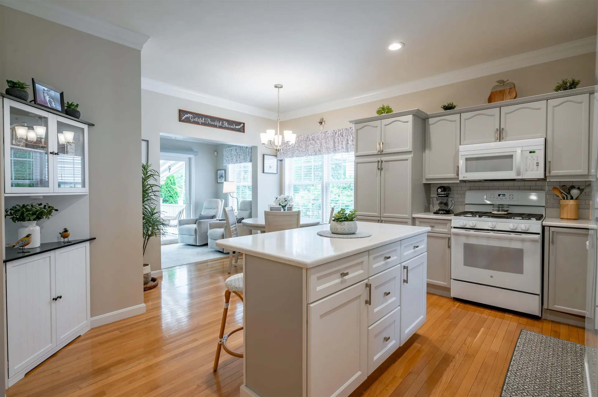 3 Sugar Hill Lane Litchfield NH 03052