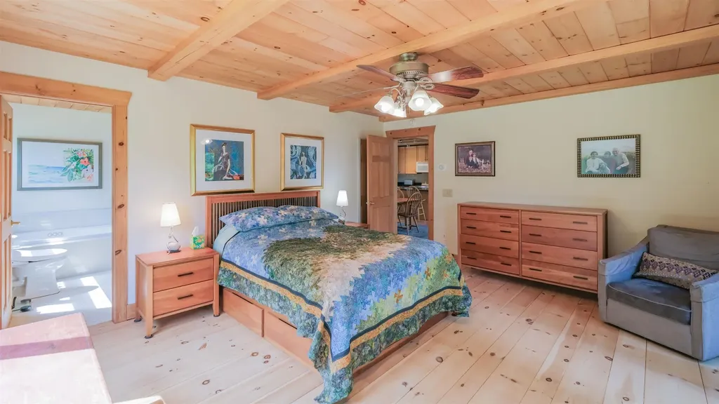 955 Smokeshire Road Chester VT 05143