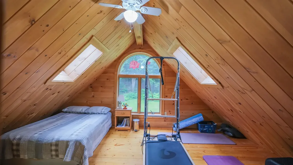 955 Smokeshire Road Chester VT 05143