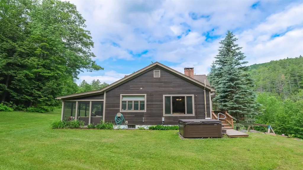 955 Smokeshire Road Chester VT 05143