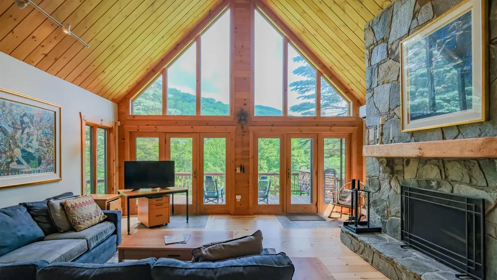 955 Smokeshire Road Chester VT 05143