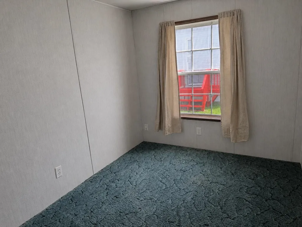 19 Hilltop Manor Mobile Home Park Littleton NH 03561