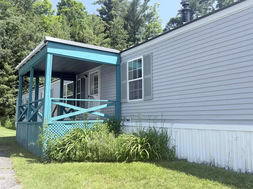 19 Hilltop Manor Mobile Home Park Littleton NH 03561