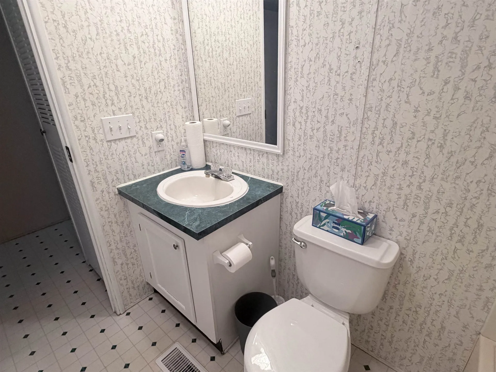 19 Hilltop Manor Mobile Home Park Littleton NH 03561