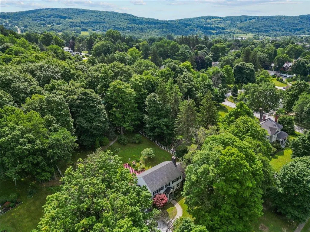 11 Prospect Street St. Albans City VT 05478