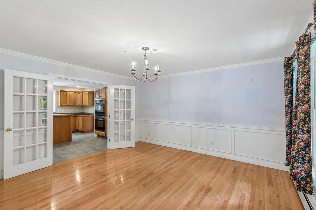 88 Crawford Road Chester NH 03036
