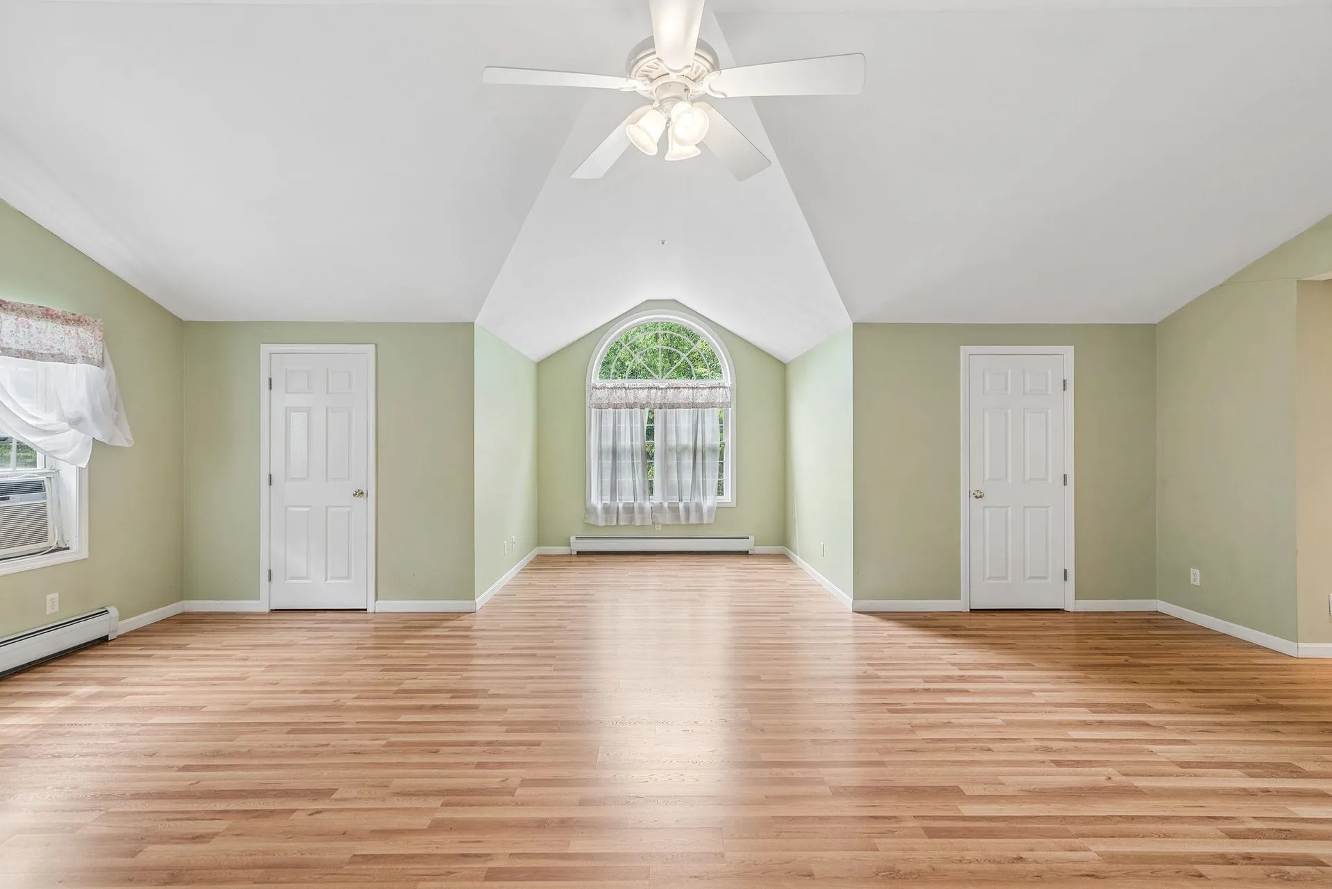 88 Crawford Road Chester NH 03036