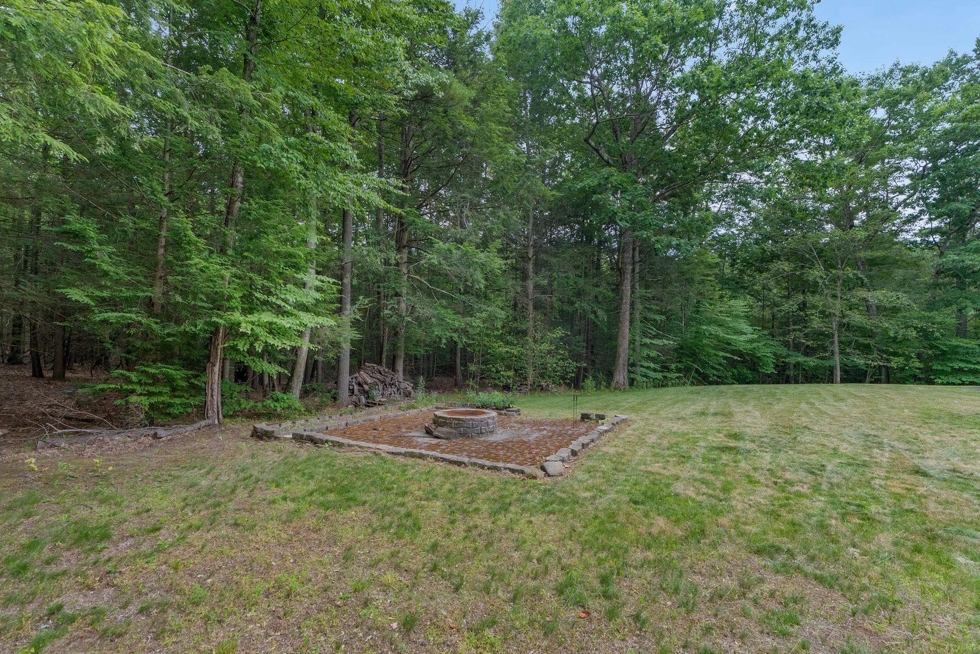 88 Crawford Road Chester NH 03036