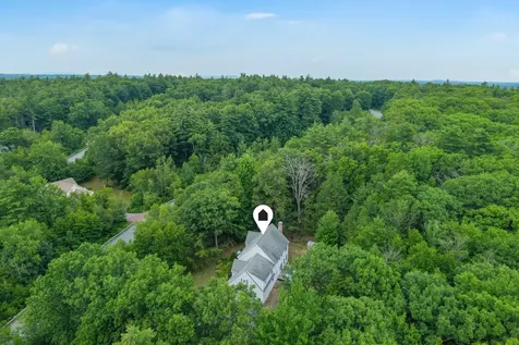 88 Crawford Road Chester NH 03036