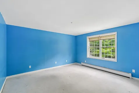 88 Crawford Road Chester NH 03036