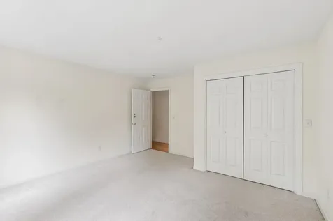 88 Crawford Road Chester NH 03036