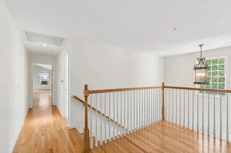 88 Crawford Road Chester NH 03036
