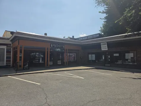 69-71 Elliot Street Brattleboro VT 05301