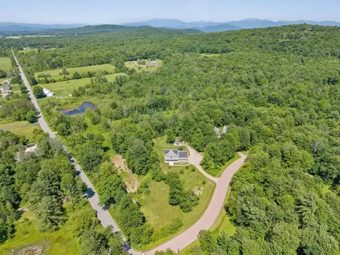 55 Applewood Lane Williston VT 05495