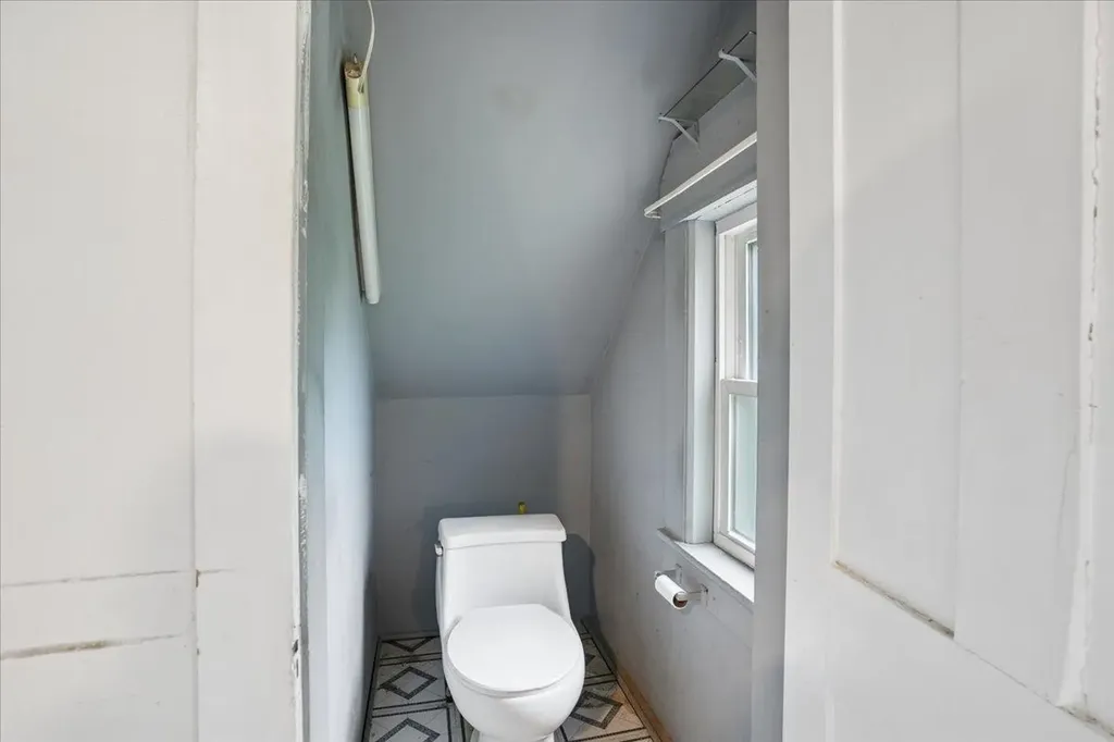 60 Avery Street Laconia NH 03246