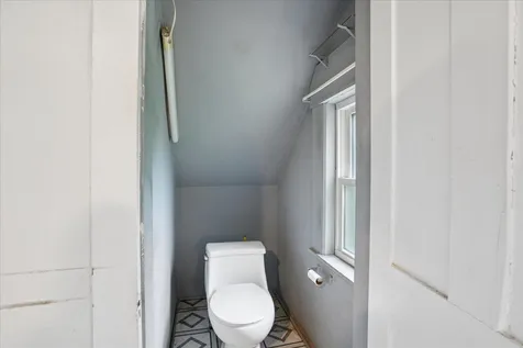 60 Avery Street Laconia NH 03246