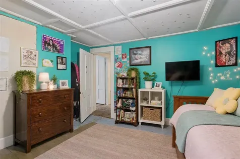 60 Avery Street Laconia NH 03246