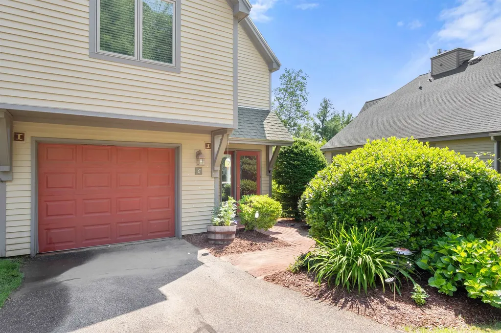 6 Tartan Hollow Laconia NH 03246