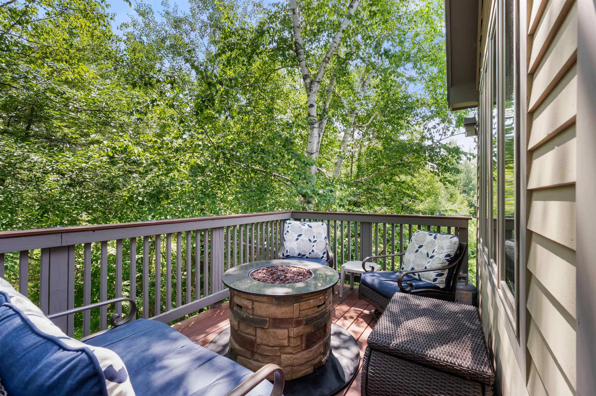 6 Tartan Hollow Laconia NH 03246