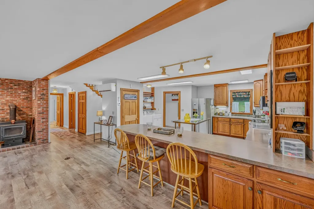 1952 Monroe Road Littleton NH 03561