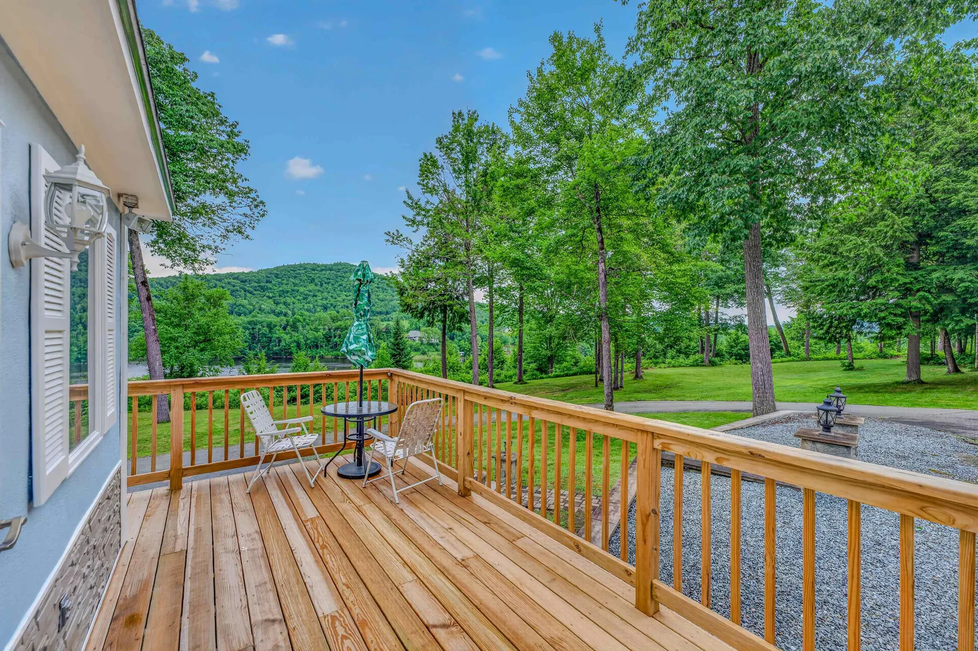 1952 Monroe Road Littleton NH 03561
