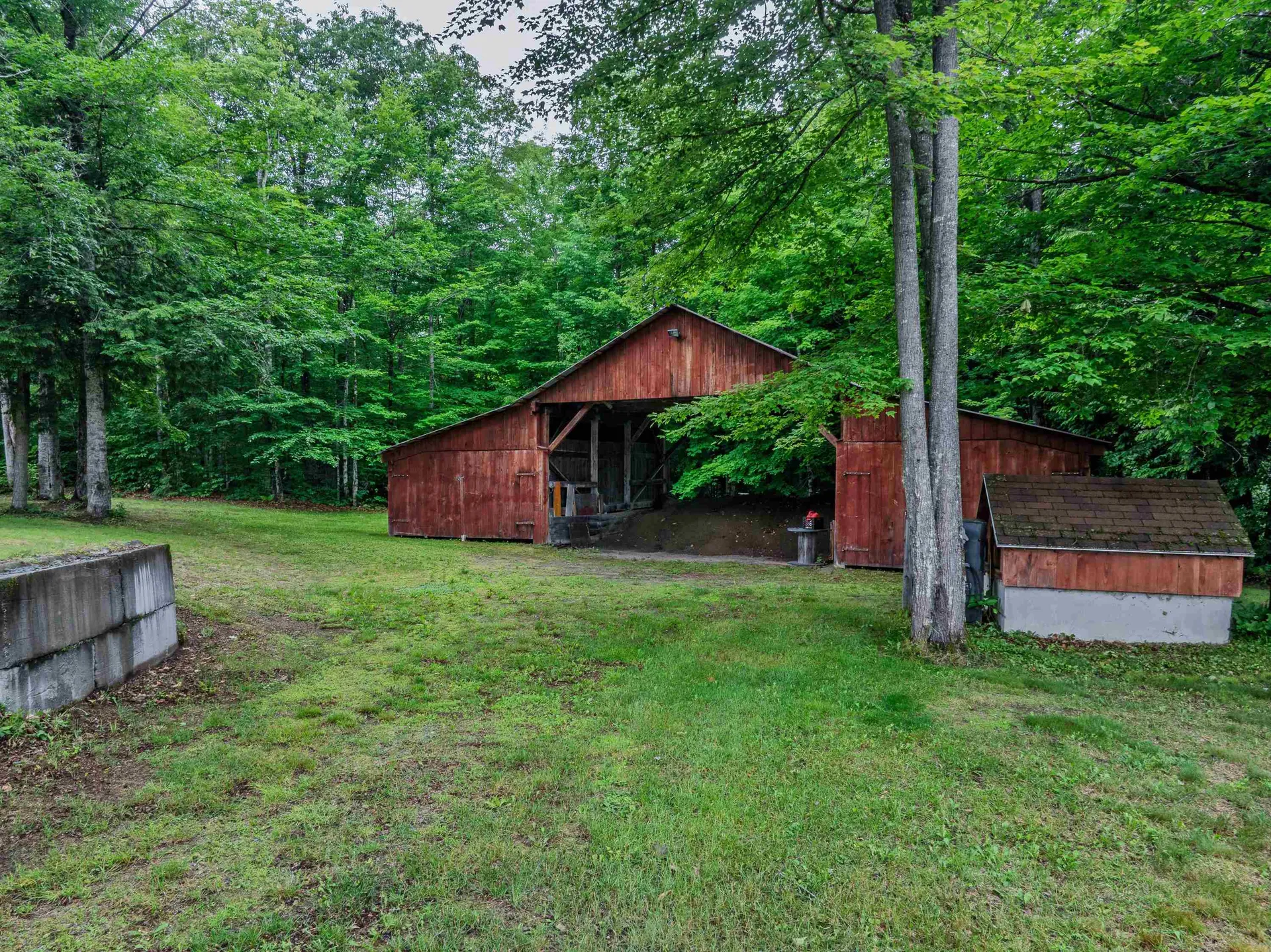 1952 Monroe Road Littleton NH 03561