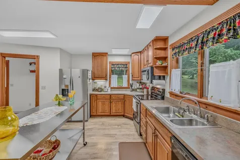 1952 Monroe Road Littleton NH 03561
