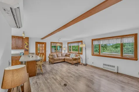 1952 Monroe Road Littleton NH 03561