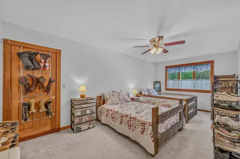 1952 Monroe Road Littleton NH 03561