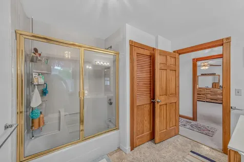 1952 Monroe Road Littleton NH 03561