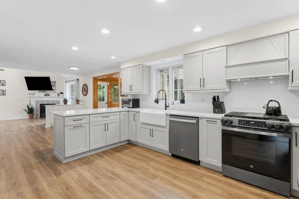 49 Wallace Drive Dover NH 03820
