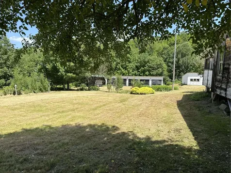 10 Rodimon Lane Piermont NH 03779