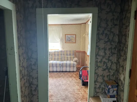 10 Rodimon Lane Piermont NH 03779