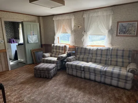 10 Rodimon Lane Piermont NH 03779