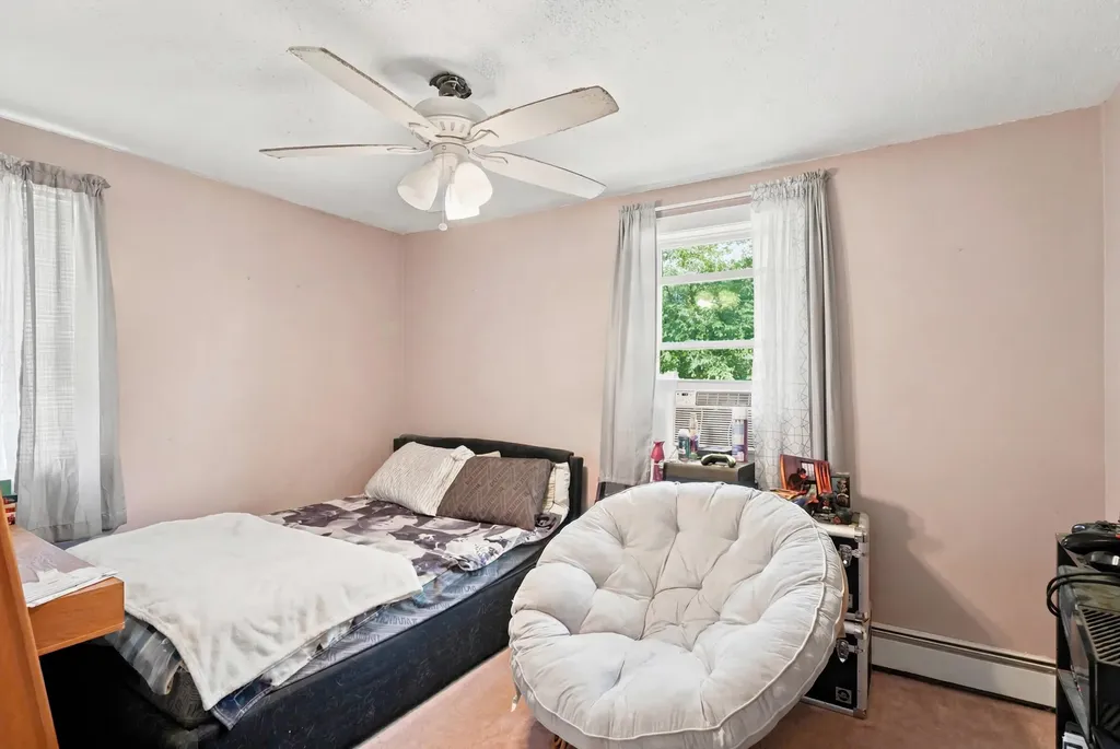 25 Pinewood Loop Sandown NH 03873