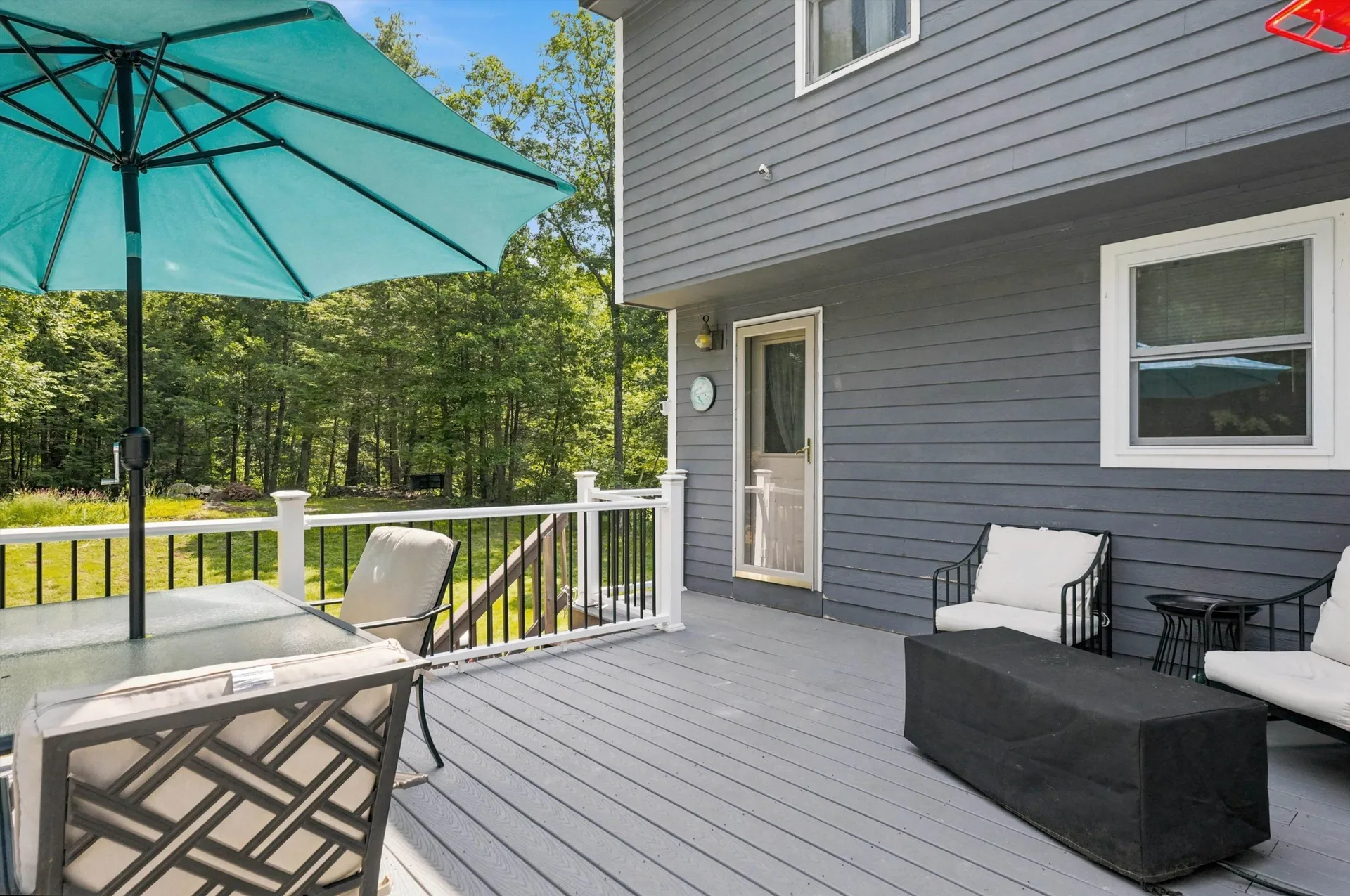 25 Pinewood Loop Sandown NH 03873