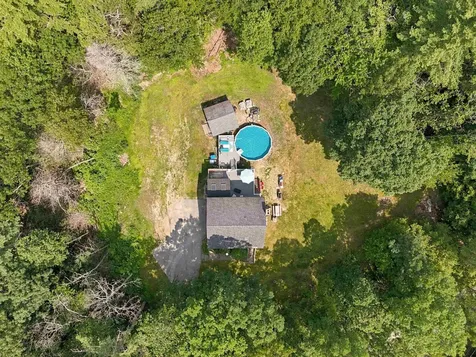 25 Pinewood Loop Sandown NH 03873