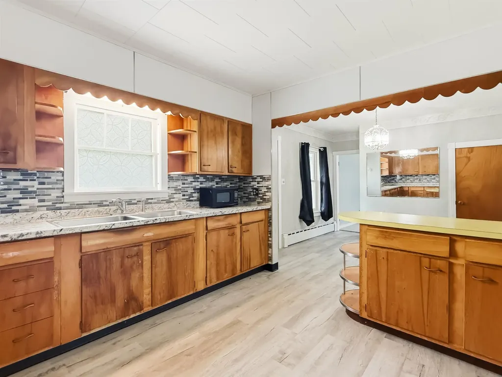 87 Colby Street Colebrook NH 03576