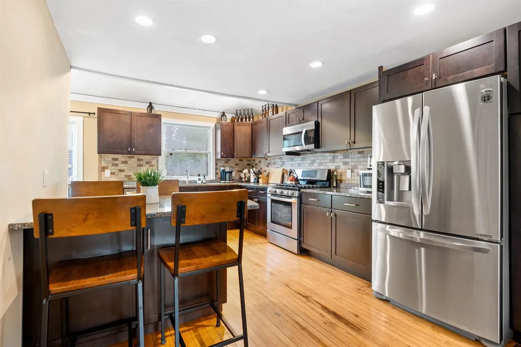 12 Woodbury Avenue Portsmouth NH 03801
